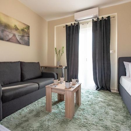 Alfa House Apartment Ioannina Ngoại thất bức ảnh