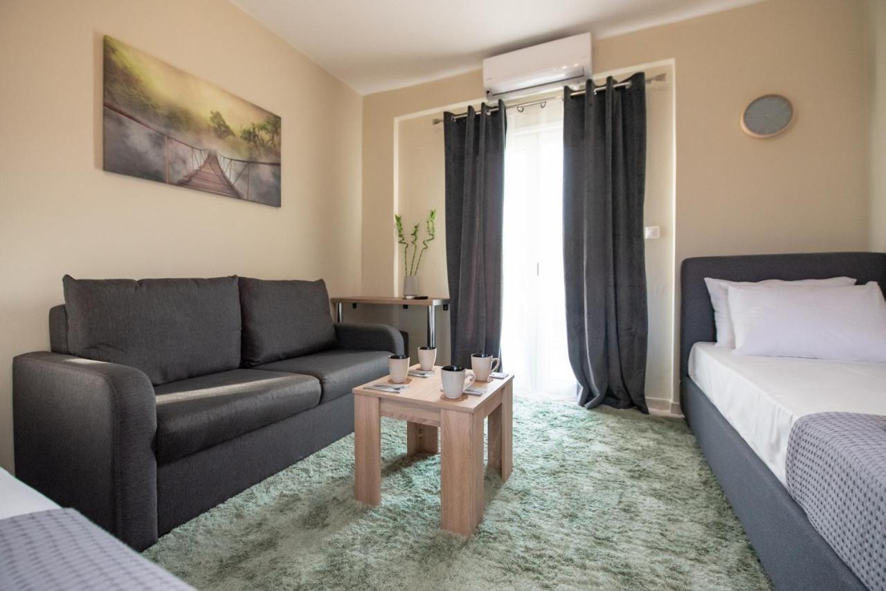 Alfa House Apartment Ioannina Ngoại thất bức ảnh